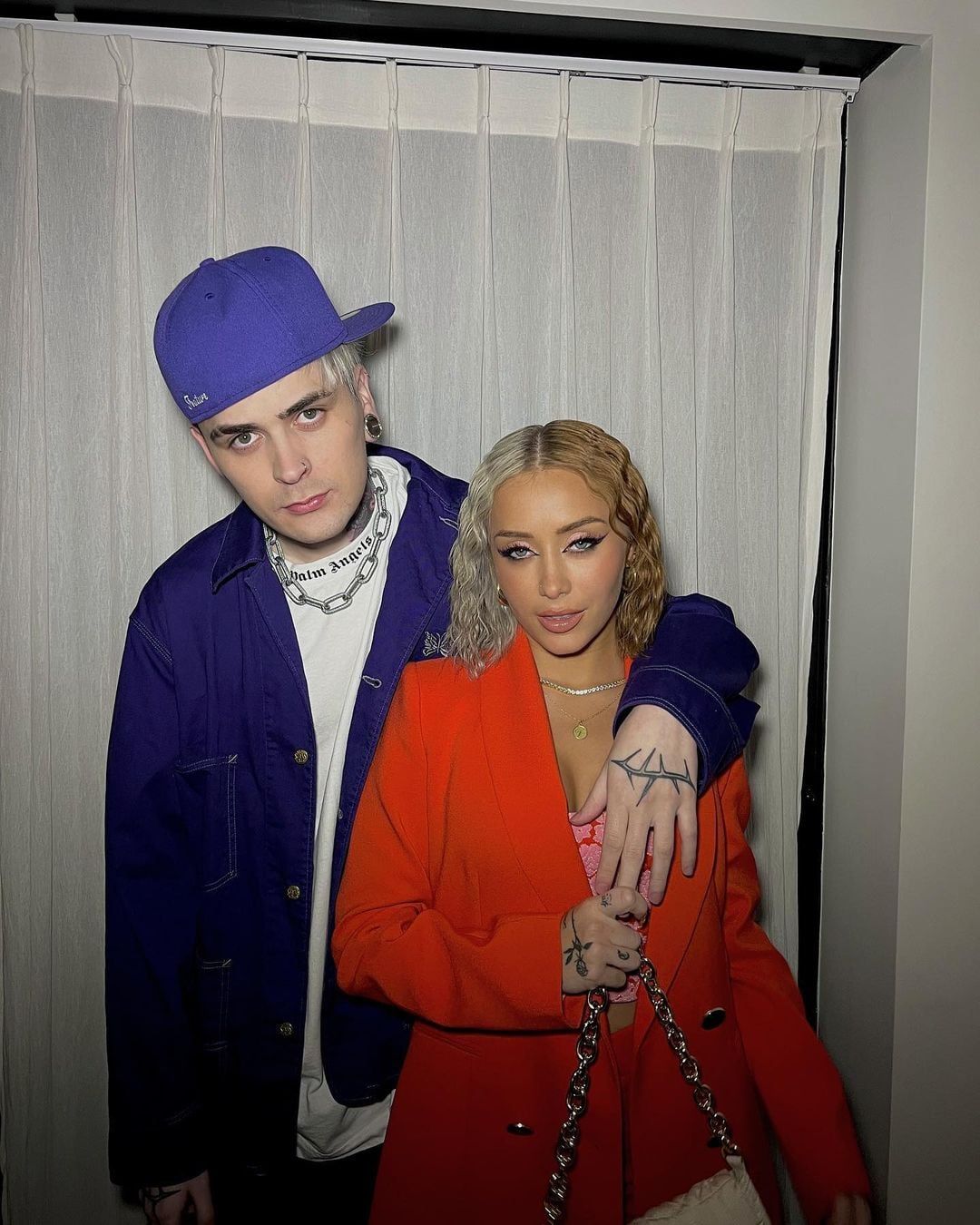 La joven artista presumió su cuerpazo en una selfie en sus historias de Instagram.