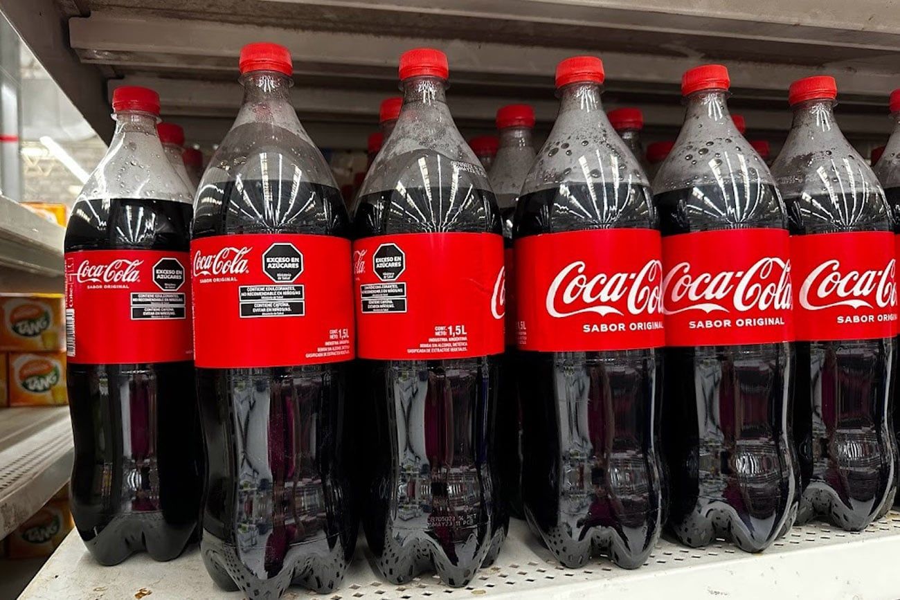 El etiquetado frontal de los productos en las góndolas genera confusión en los consumidores. / Foto: La Voz