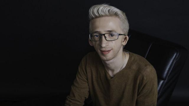 Gabriel nació con el síndrome de Treacher Collins, un trastorno genético que puede afectar la estructura ósea facial.