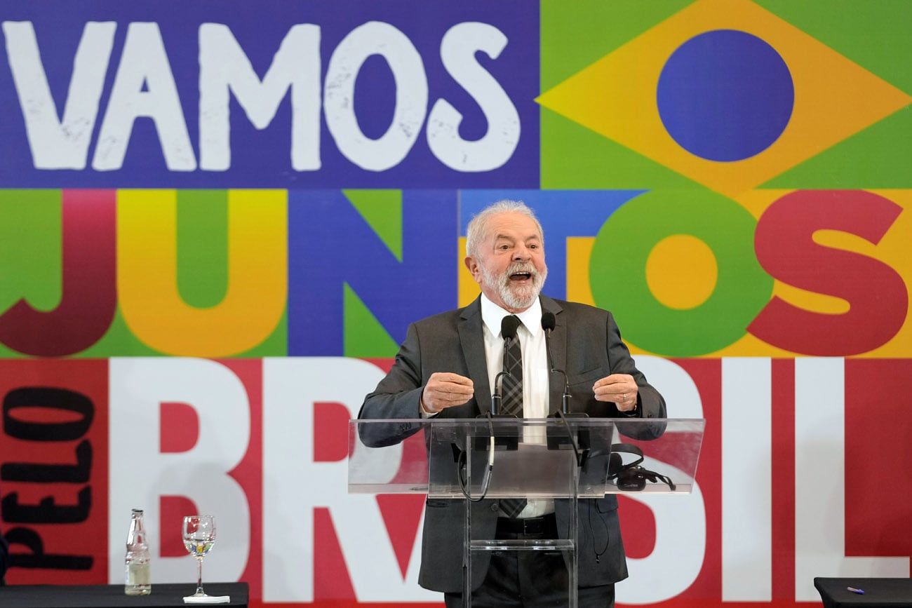 Luiz Inacio Lula da Silva asume su tercer período como presidente de Brasil el primer día de 2023. (AP)