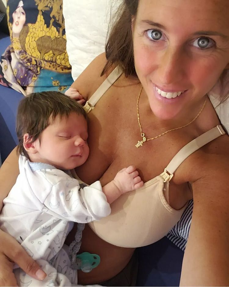 Estefanía Pasquini y su hijo Emilio.