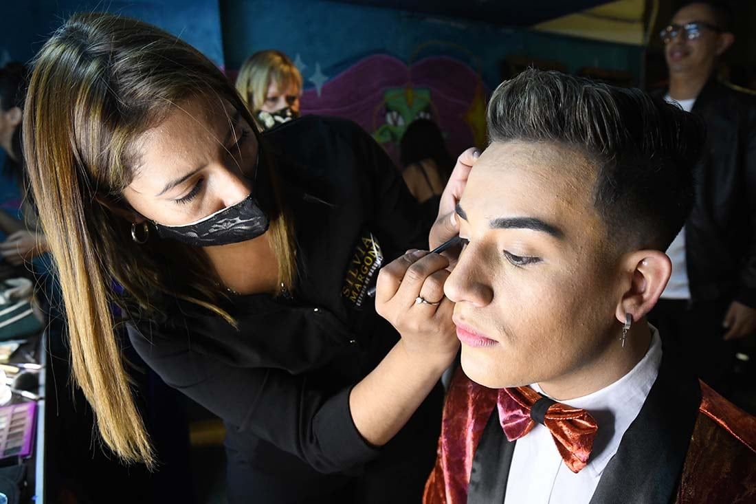 Etapa de semifinales en el Reality Cordillera de Talentos que se realiza en el teatro Selectro.