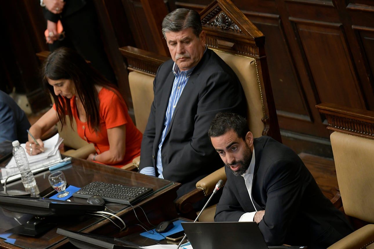 Víctor Fayad, ministro de Hacienda de Mendoza presentará formalmente ante los legisladores el proyecto de ley de Presupuesto 2023, junto con las leyes de Avalúo e Impositiva.Foto: Orlando Pelichotti / Los Andes