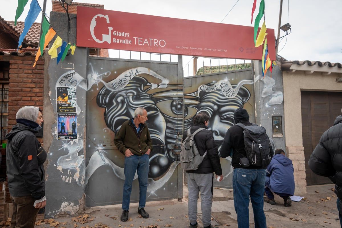 La Enkosala Gladys Ravalle quedó destruida y no pudieron rescatar absolutamente nada. 
Foto: Ignacio Blanco / Los Andes 