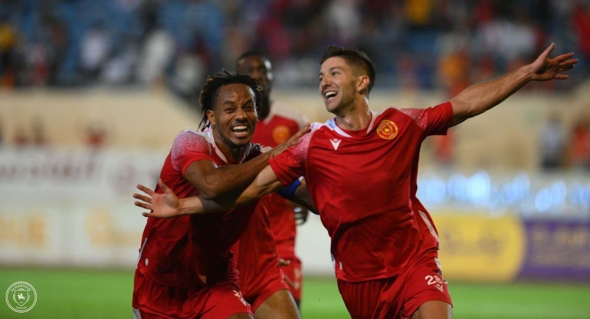 En Al-Qadsiah de Arabia Saudita juega Luciano Vietto ex Racing.