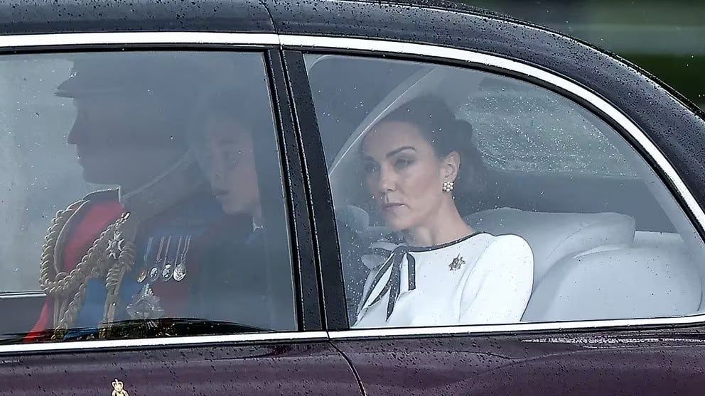 Kate Middleton, princesa de Gales, reapareció en público (HENRY NICHOLLS / AFP)