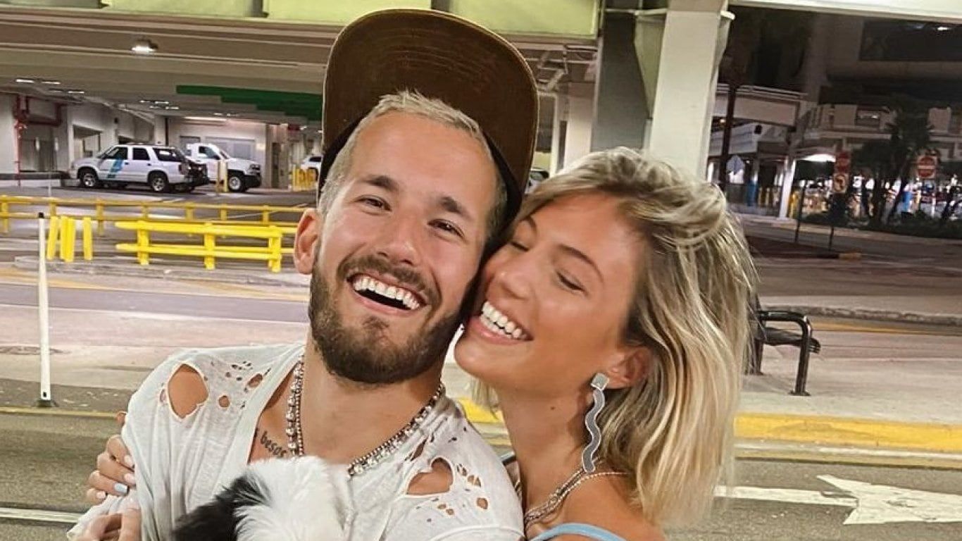 Stefi Roitman y Ricky Montaner formalizarán su amor a mediados del próximo año.