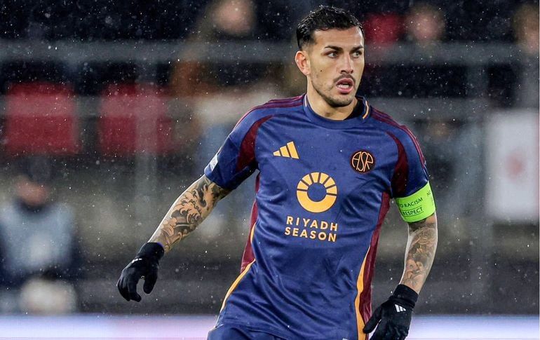Leandro Paredes no participó de la victoria de Roma frente a Udinese por 2-1 y su ausencia ilusionó a los hinchas del Xeneize, que anhelan su regreso al club azul y oro. (Crédito: X/Calcio HEAT)