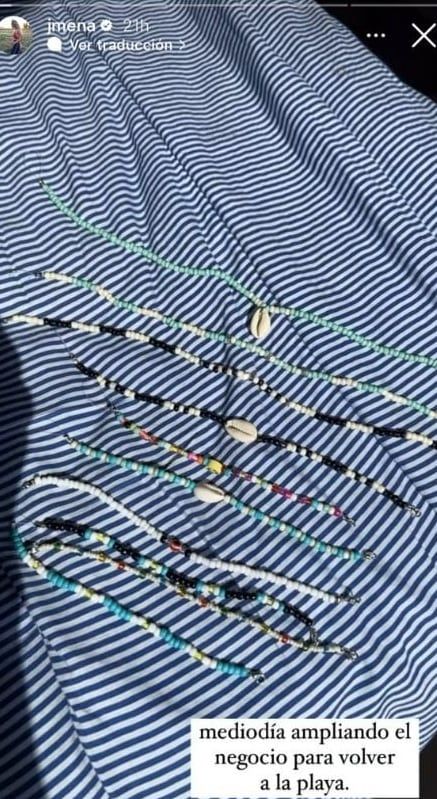 Las pulseras que hizo el hijo de Jimena Barón.