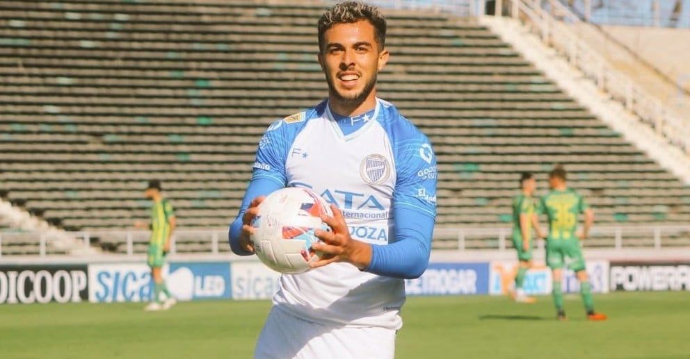 Martín Ojeda, el goleador del Tomba.