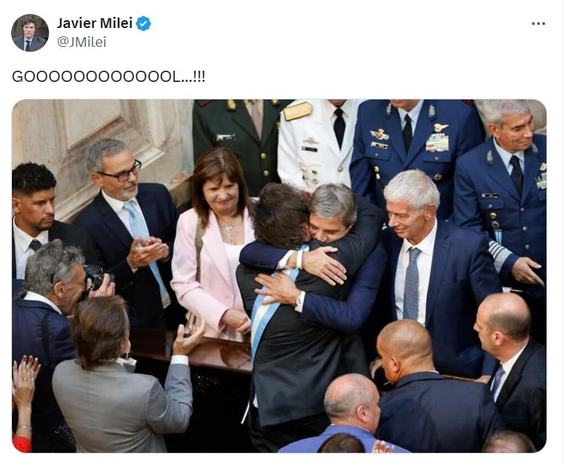 El Gobierno celebró la baja en la inflación de abril - X