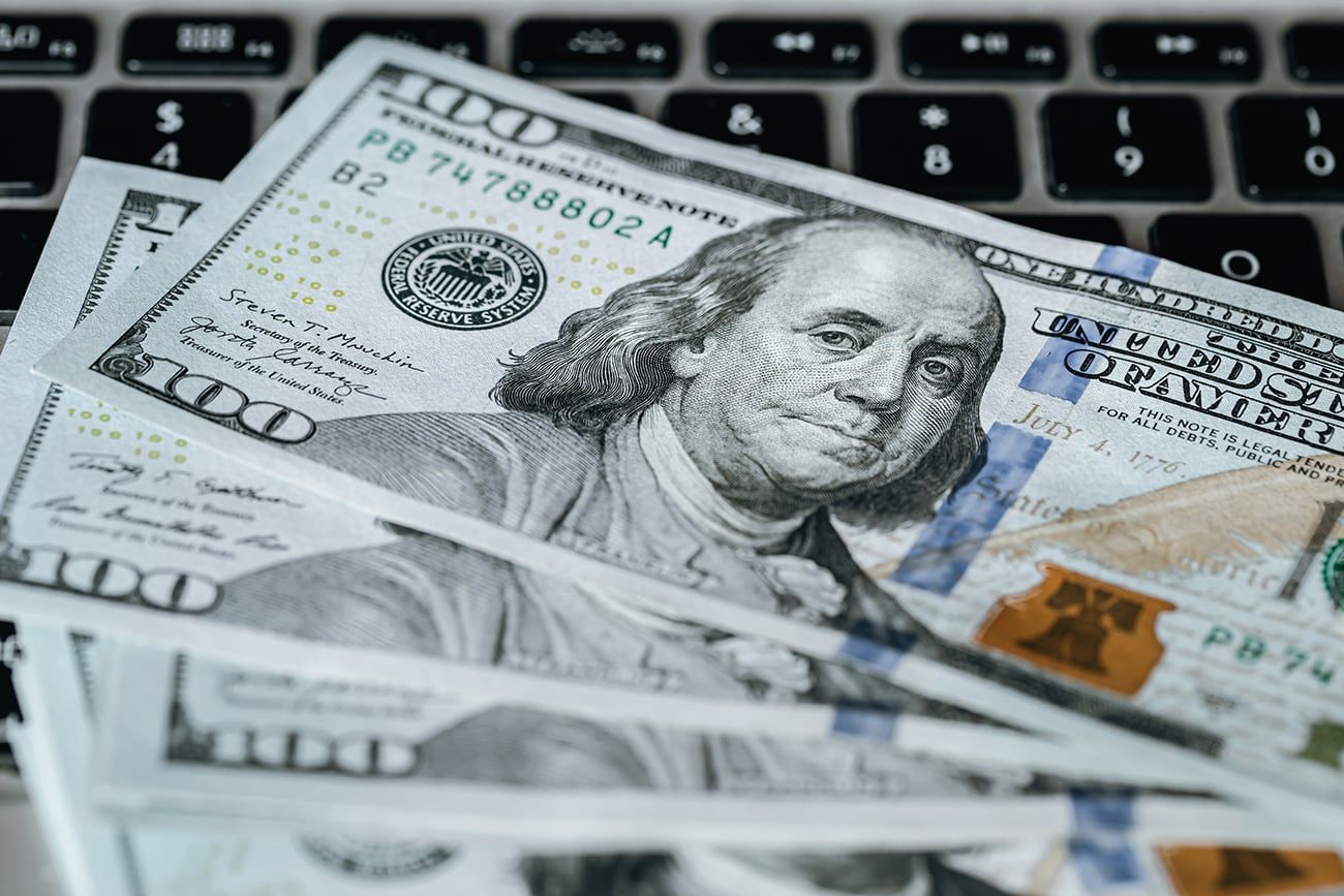 Dólar. (Freepik)