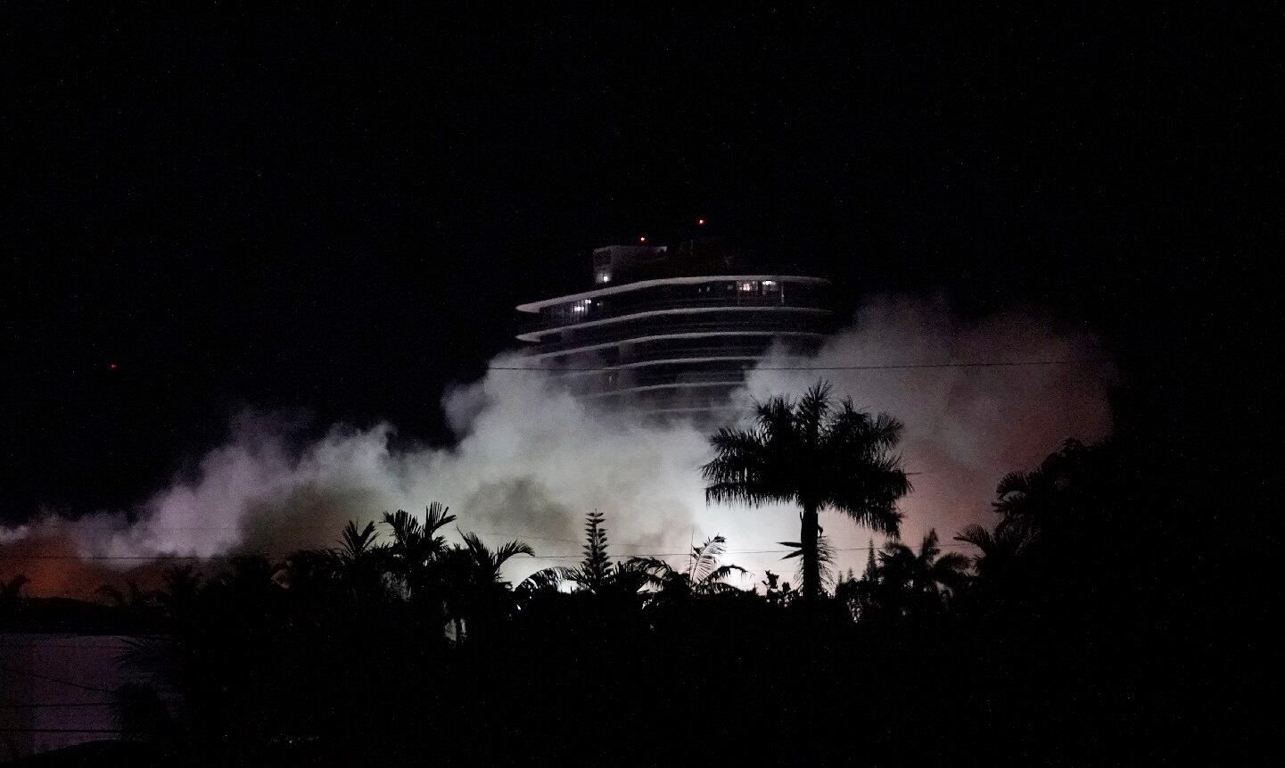 Hasta el momento, el colapso del edificio dejó 24 fallecidos y 121 desaparecidos -