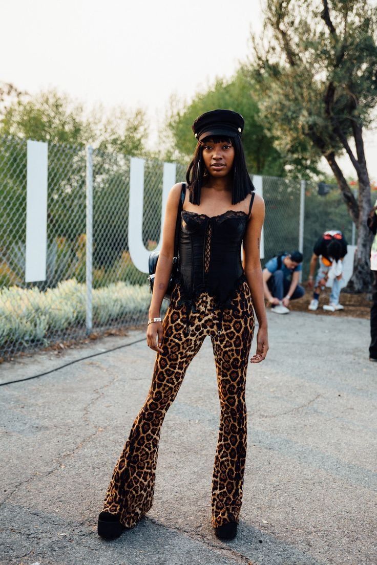 El animal print es un estampado audaz, llamativo y extrovertido; por lo que hay que tener la personalidad y coraje para llevarlo.