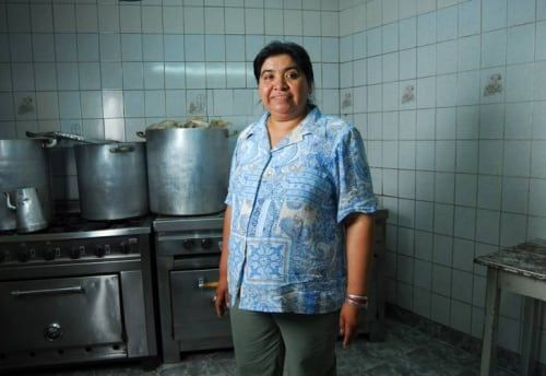 En el comedor "Los Piletones" comen alrededor de 1.600 personas por día.