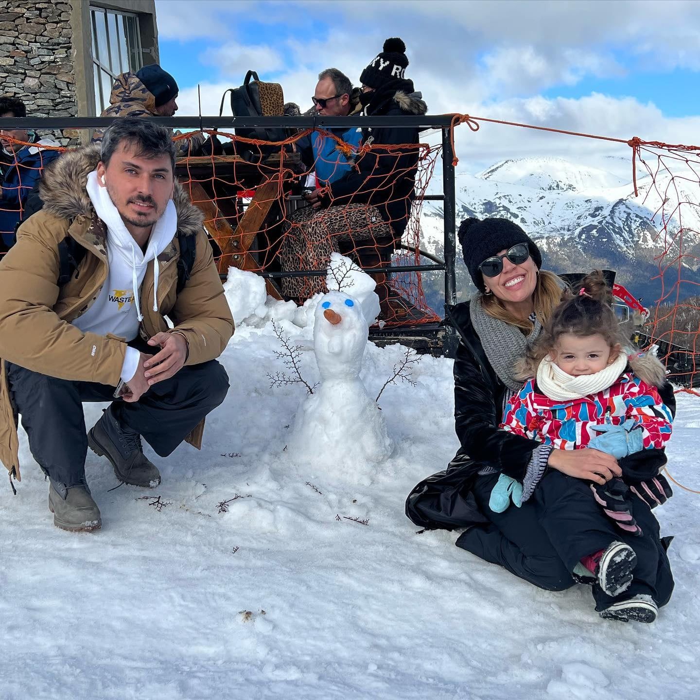 Virginia Gallardo sabe cómo posar ante la cámara para coquetear con sus fans