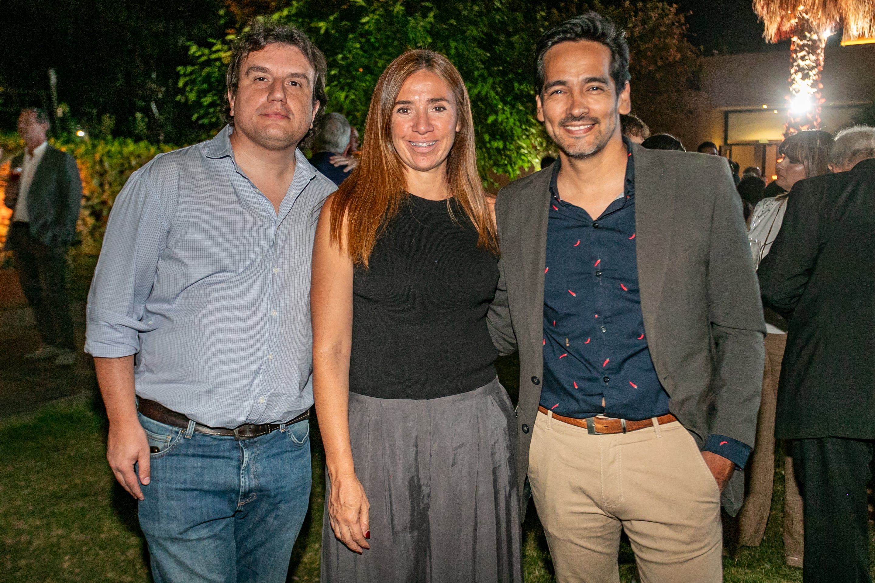 Matías Carretero, Florencia Da Souza y Gustavo Castro.