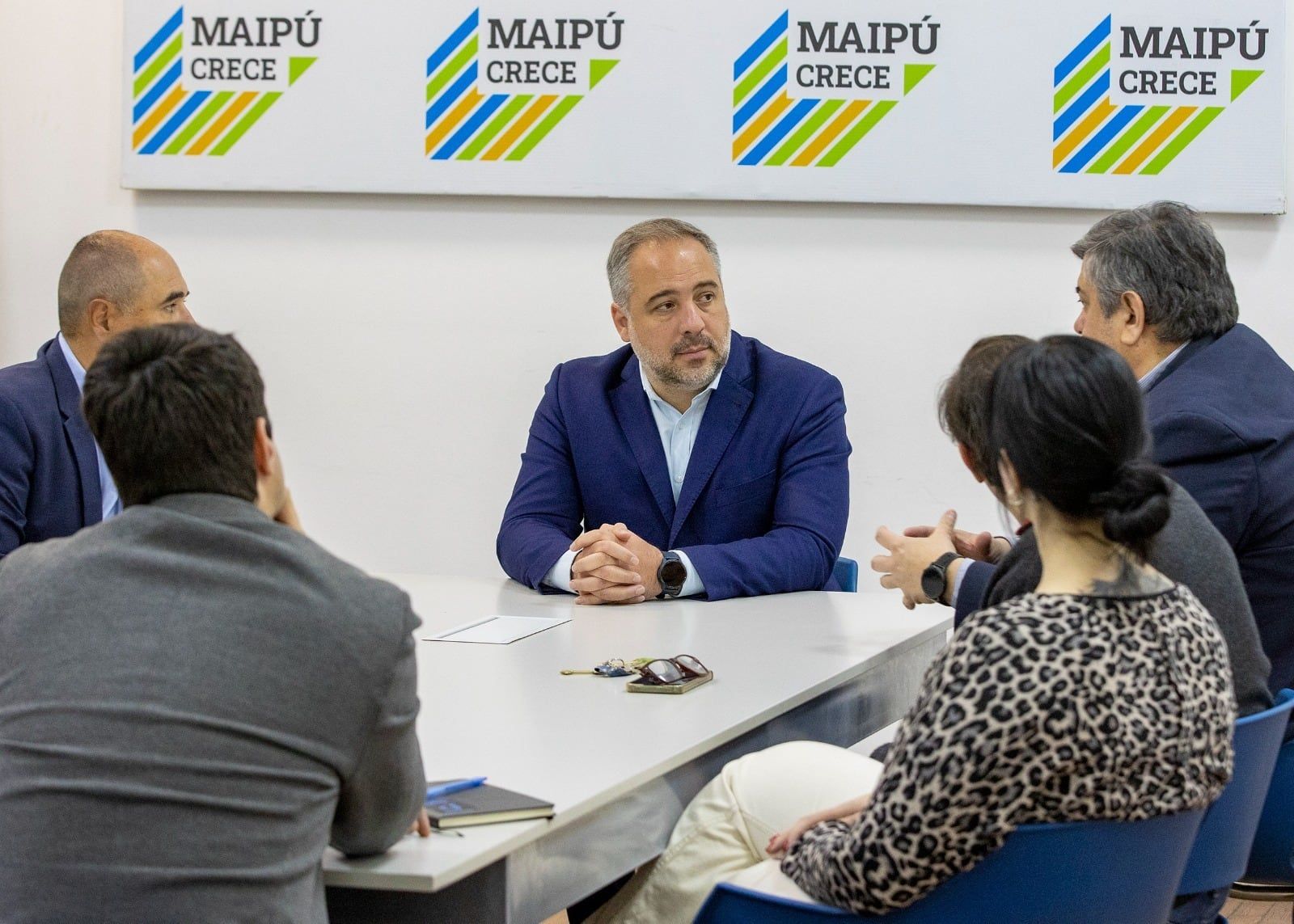 A través de un nuevo convenio, ambas instituciones se comprometen a trabajar en conjunto para capacitar, financiar y modernizar a las pequeñas y medianas empresas del departamento, fomentando así el desarrollo económico local.