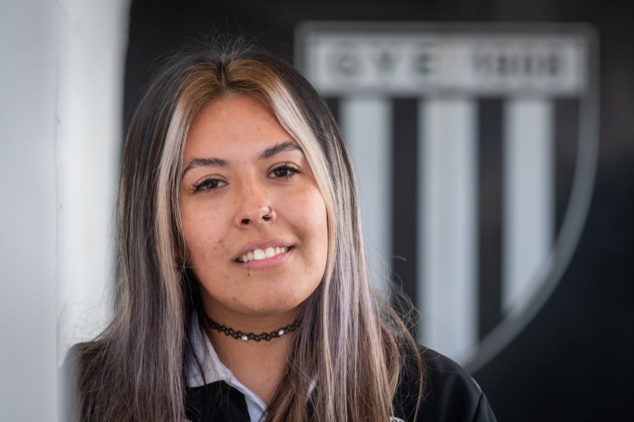 Retrato de Yamila Correa, coordinadora del cuerpo técnico de Gimnasia y Escgrima de Mendoza   Foto: Ignacio Blanco / Los Andes