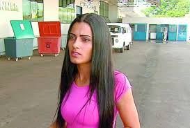 Ana dos Santos Cruz pasó de revolver en la basura a convertirse en modelo.