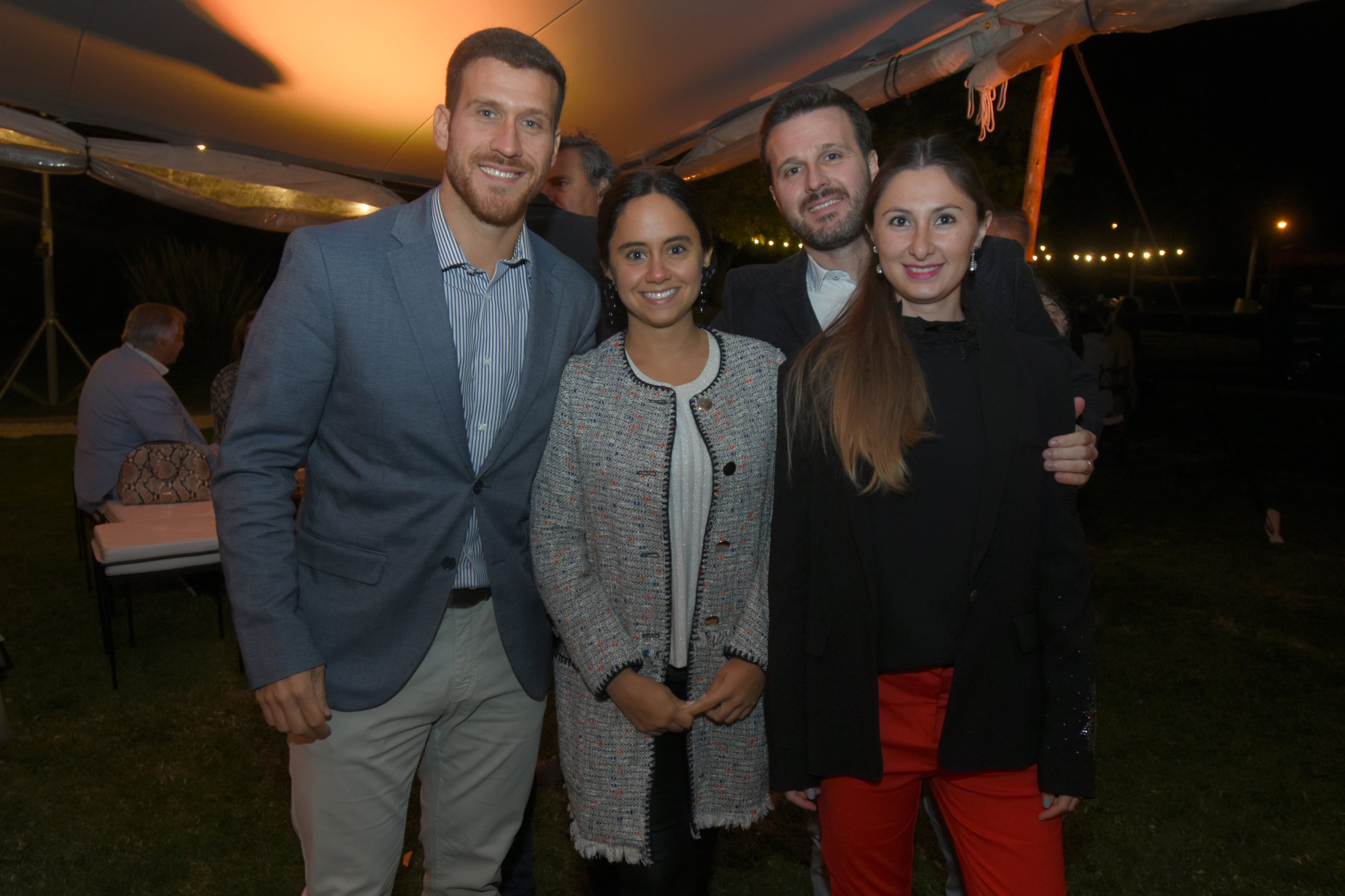 Lujan de Cuyo,27 de Marzo de 2021 SocialesXXIII Gala de premios y distinciones del Club Gourmet Mendoza en Bodega ChandonEn la foto: Vicente Malizia, Valentina Berardi, Agustin Hilger y Enzo MaliziaFoto: Nicolás Rios / Los Andes