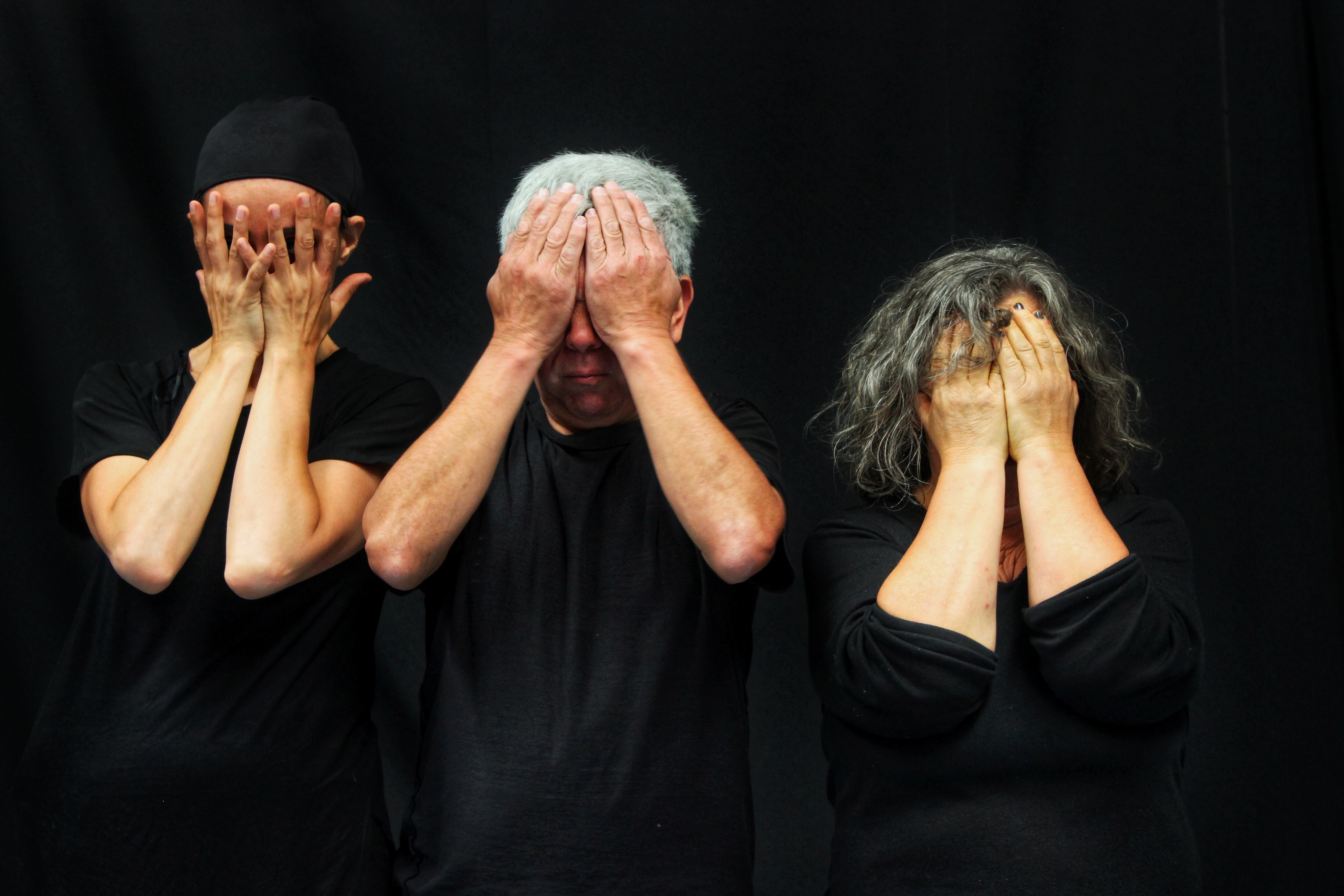 El elenco 4 de corazones estrena la obra escrita por Mariú Carrera.