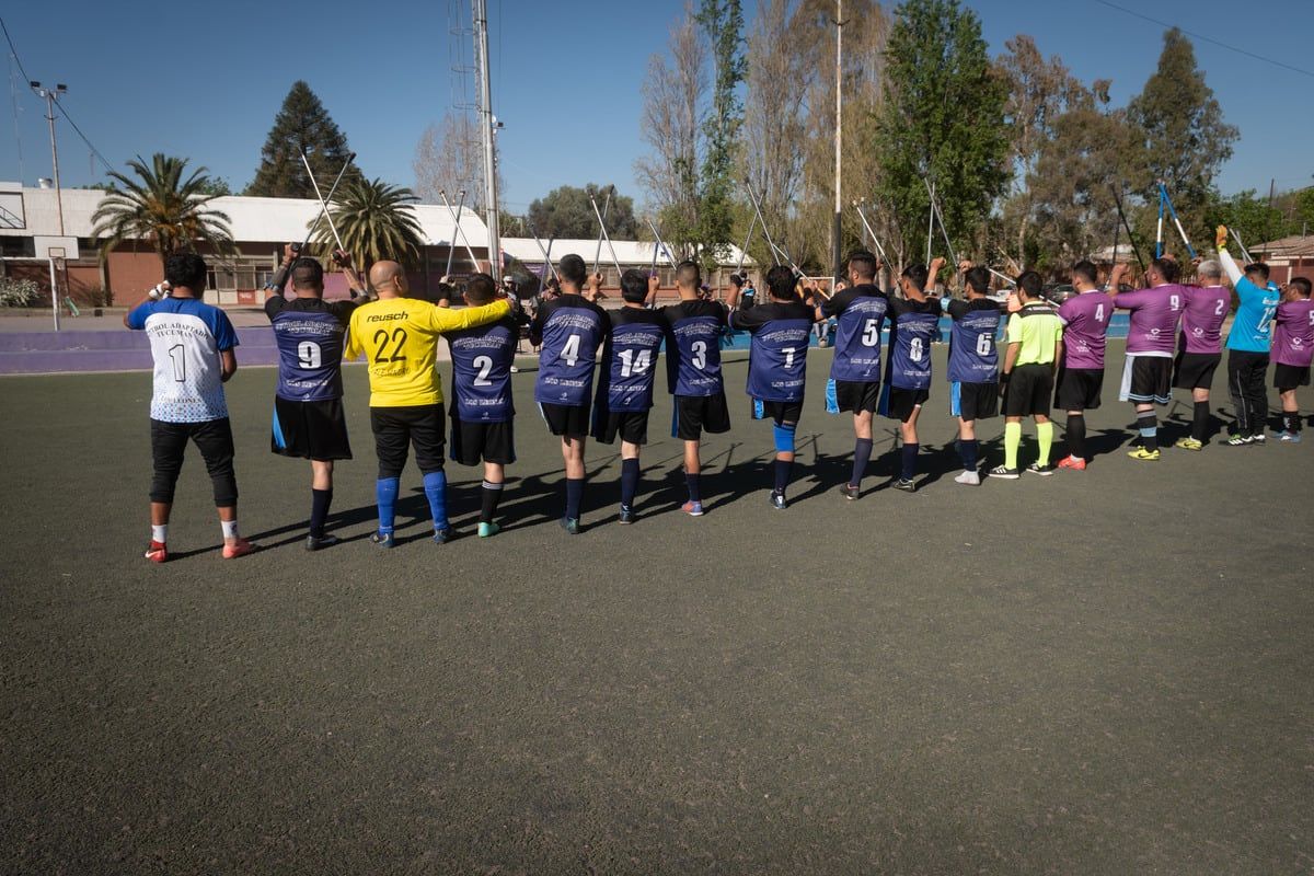Liga Nacional de Fútbol de Amputados.  En el polideportivo del Barrio de la Gloria se disputó la tercera fecha entre Los Cóndores de Mendoza y Los Leones de Tucuman.  