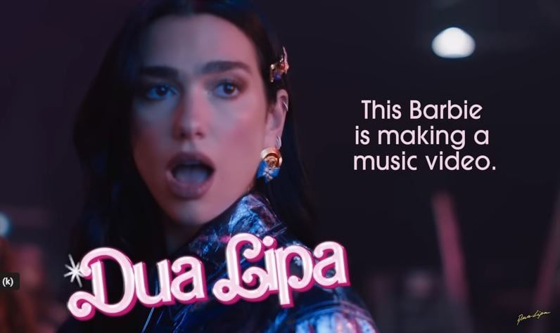 Dua Lipa será las dos versiones de la Barbie sirena.