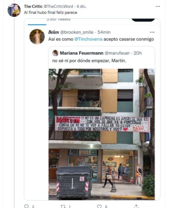 Un pasacalle de una joven enamorada se volvió viral y despertó todo tipo de comentarios.