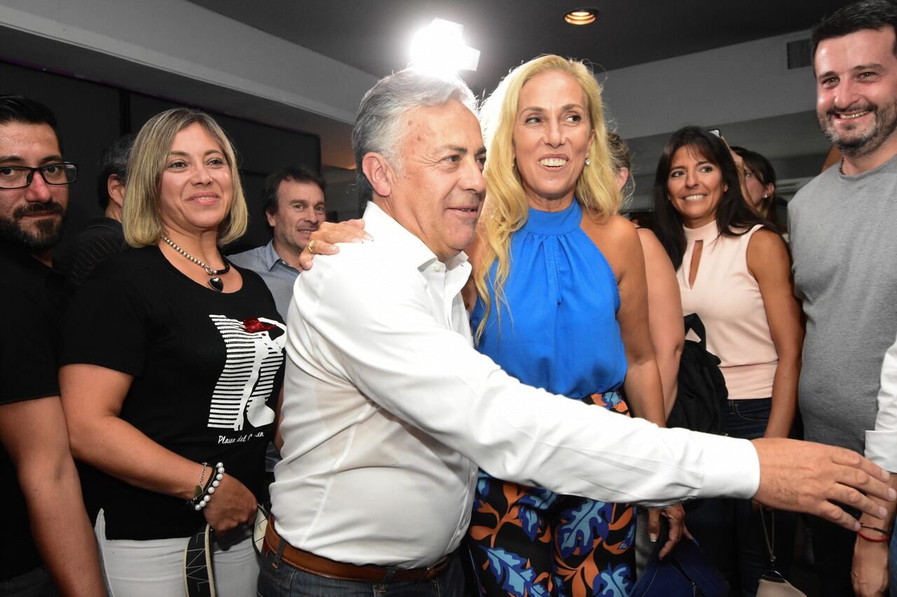 El senador nacional Alfredo Cornejo dió una conferencia de prensa, acompañado por el gobernador Rodolfo Suarez y referentes de Cambia Mendoza.  foto: Mariana Villa / Los Andes