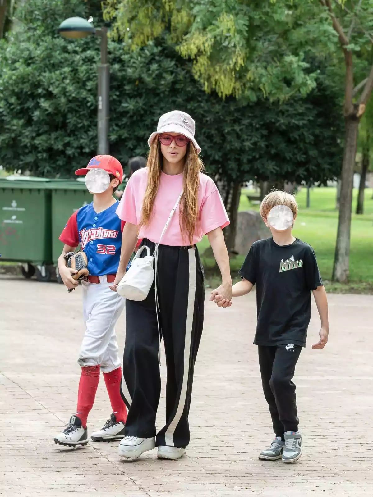 Shakira y sus hijos.