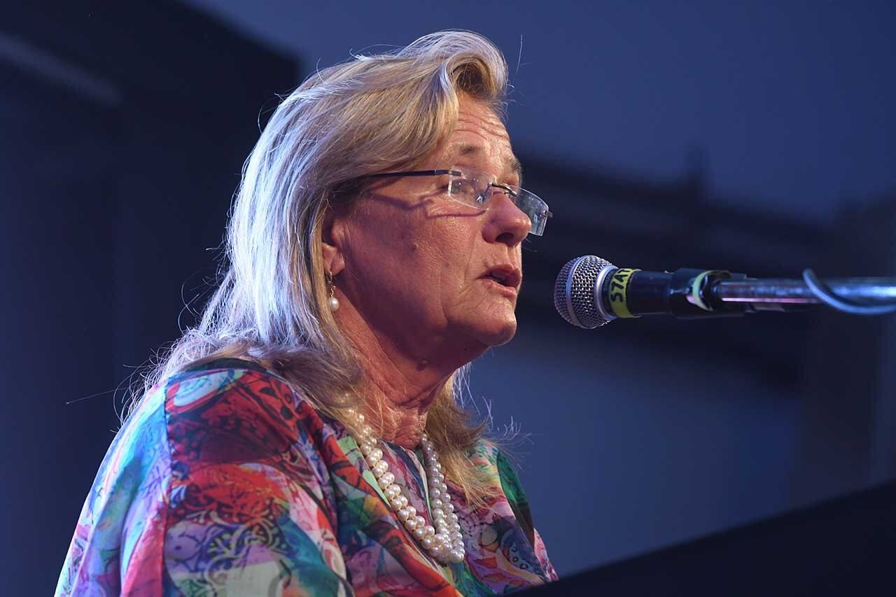 En la Bodega Belasco de Baquedano se realizó el agasajo de Bodegas de Argentina 2023. Patricia Ortiz, presidente de la entidad, analizó la coyuntura y planteó las necesidades del sector. Foto: José Gutierrez / Los Andes