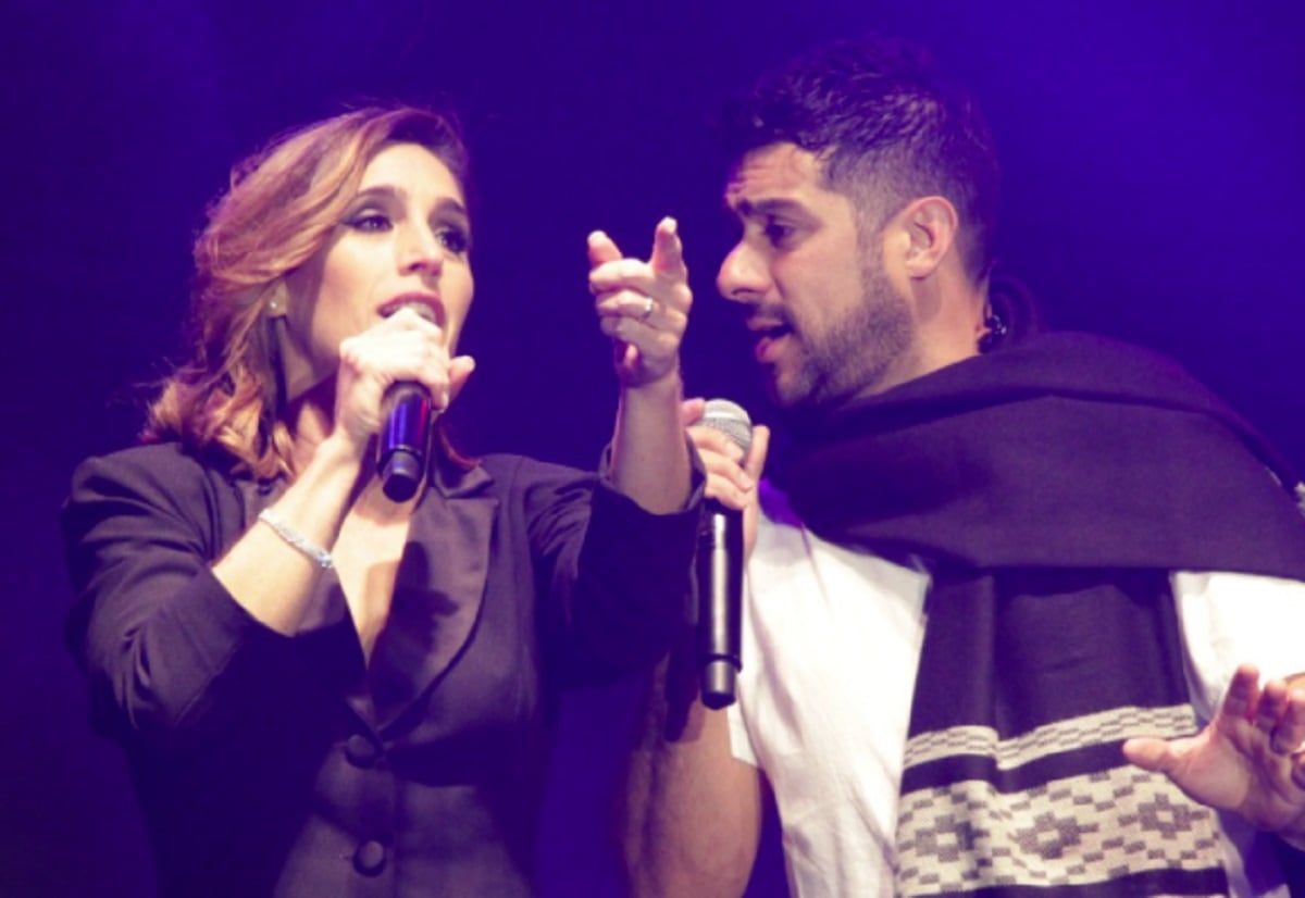 Soledad Pastorutti invitó a cantar a Lucas Oviedo, el recordado cantante y bombero de "La Voz Argentina" (Facebook Festival Provincial del Trigo)