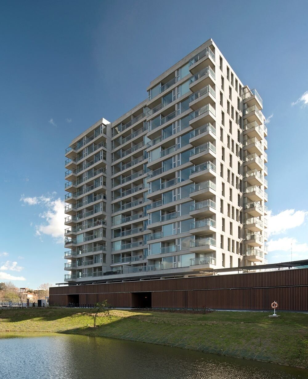 Torres Goletas - Tigre, Buenos Aires (McCormack Asociados).

