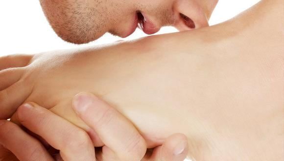 Aunque ellas sí ven pornografía prefieren esas películas donde existe una trama y romance.
