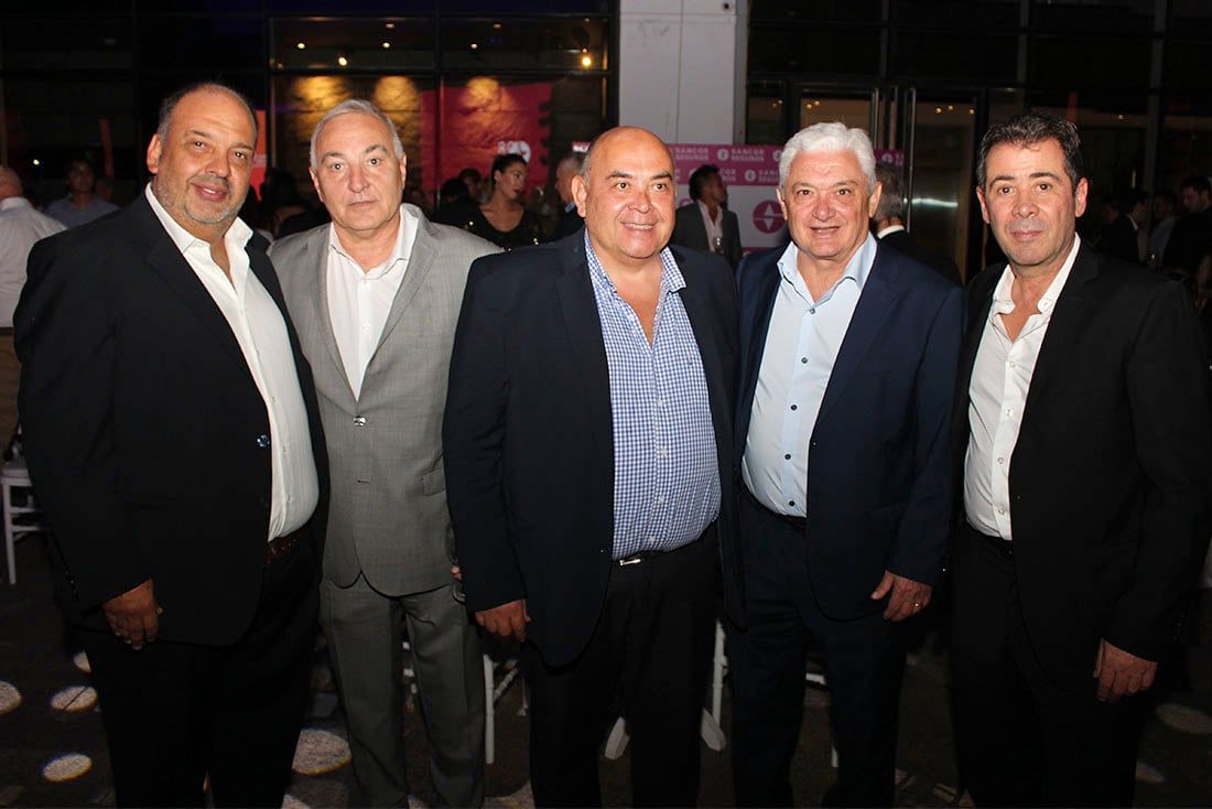 Gala de SANCOR SEGUROS en Park Hyatt Mendoza Nestor Majul, Eduardo Moreno, Daniel Di Maritino, Alfredo Panella y Eduardo Terranova 