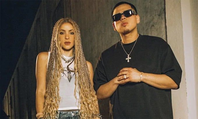 Shakira frasea en contra de su exsuegro en su última canción.