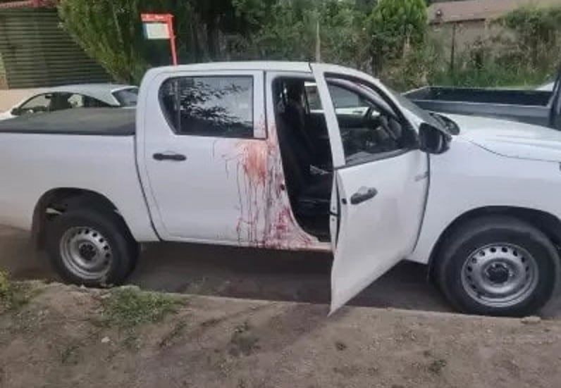 El conductor de la Toyota Hilux bañada en sangre fue detenido en Chacras de Coria.