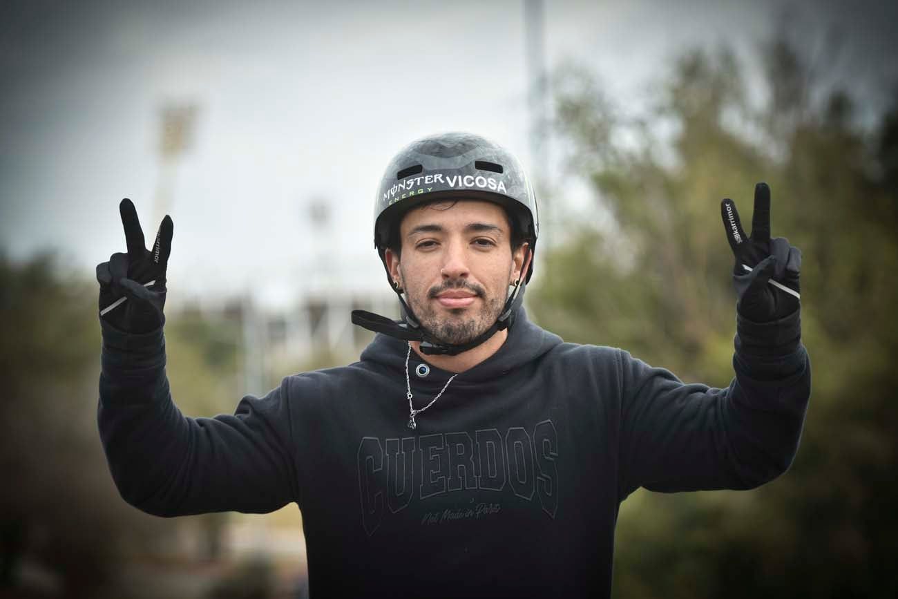 José Maligno BMX Freestyle que va a las Olimpíadas a representar a Argentina. Entrenamiento en el parque del kempes
(Facundo Luque / La Voz)