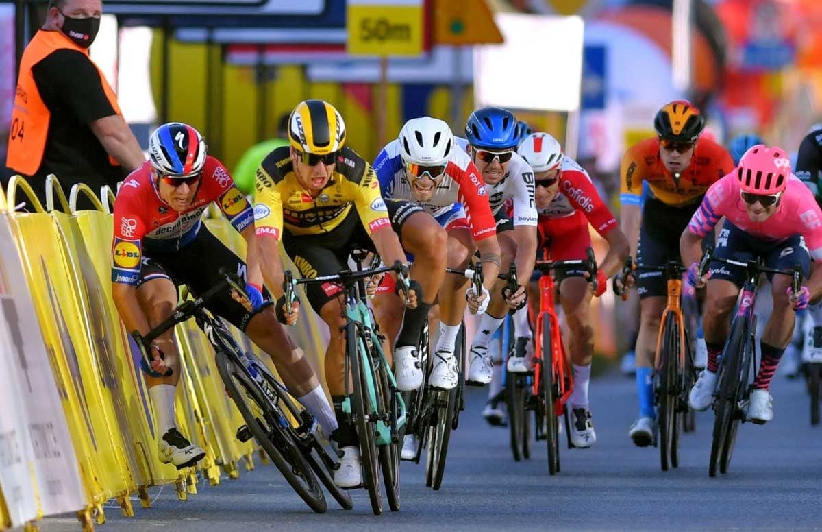 El holandés fue descalificado y la organización le otorgó el triunfo a Jakobsen.