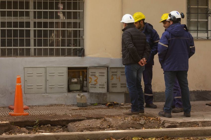 Explosión en Guaymallén dejó un herido grave y un edificio en riesgo de ...