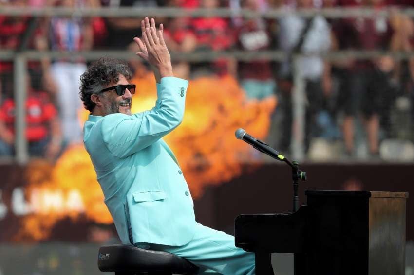 
Dar es dar. Fito Paéz, por primera vez en el Festival de Cosquín.
