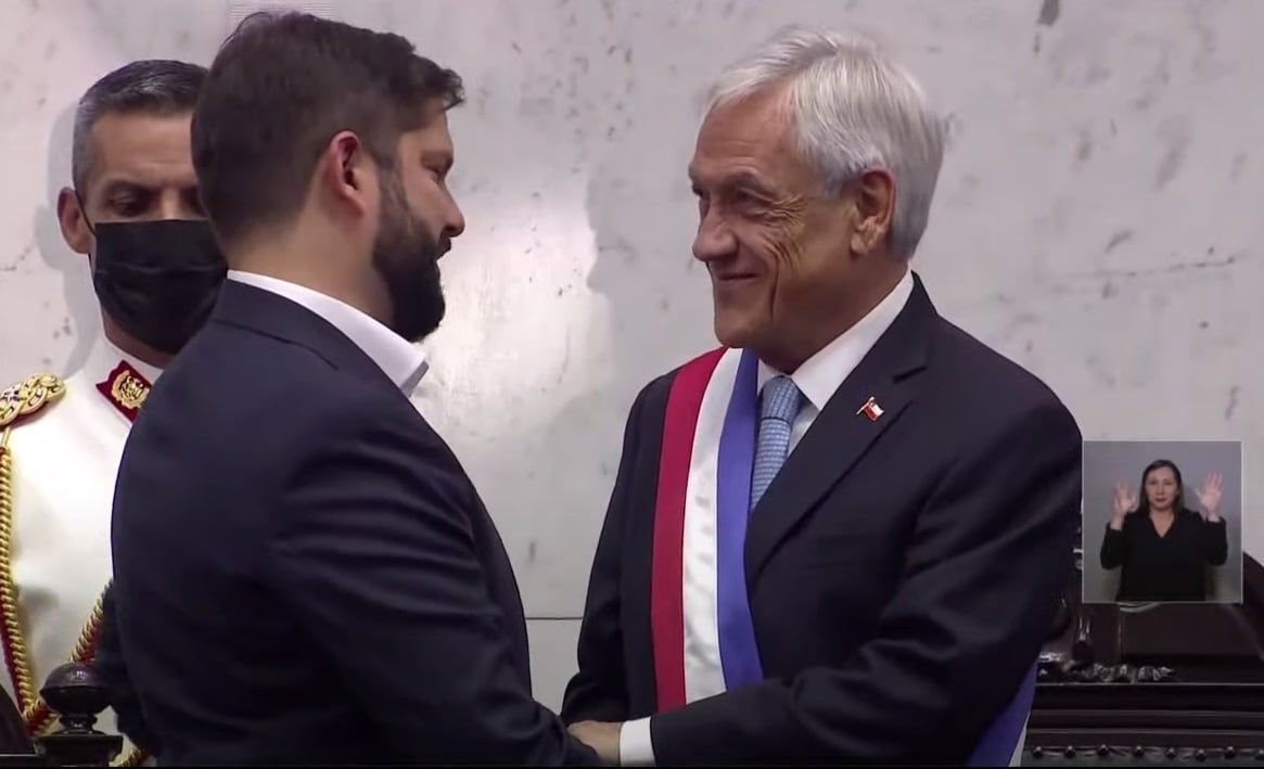 Gabriel Boric, en su asunción como presidente de Chile. Sucede al conservador Sebastián Piñera. (Captura TV)