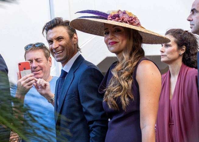 
    El tenista David Ferrer y Marta Tornel, invitados a la boda de Rafa Nadal y Mery Perelló. /Gentileza
   