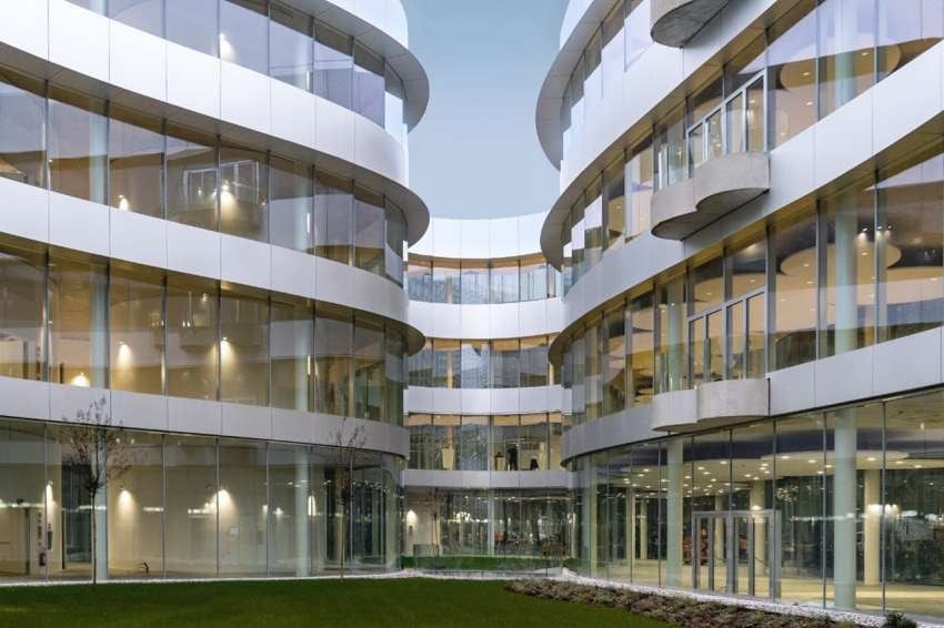 
    Nuevo Campus Bocconi Escuela.
   
