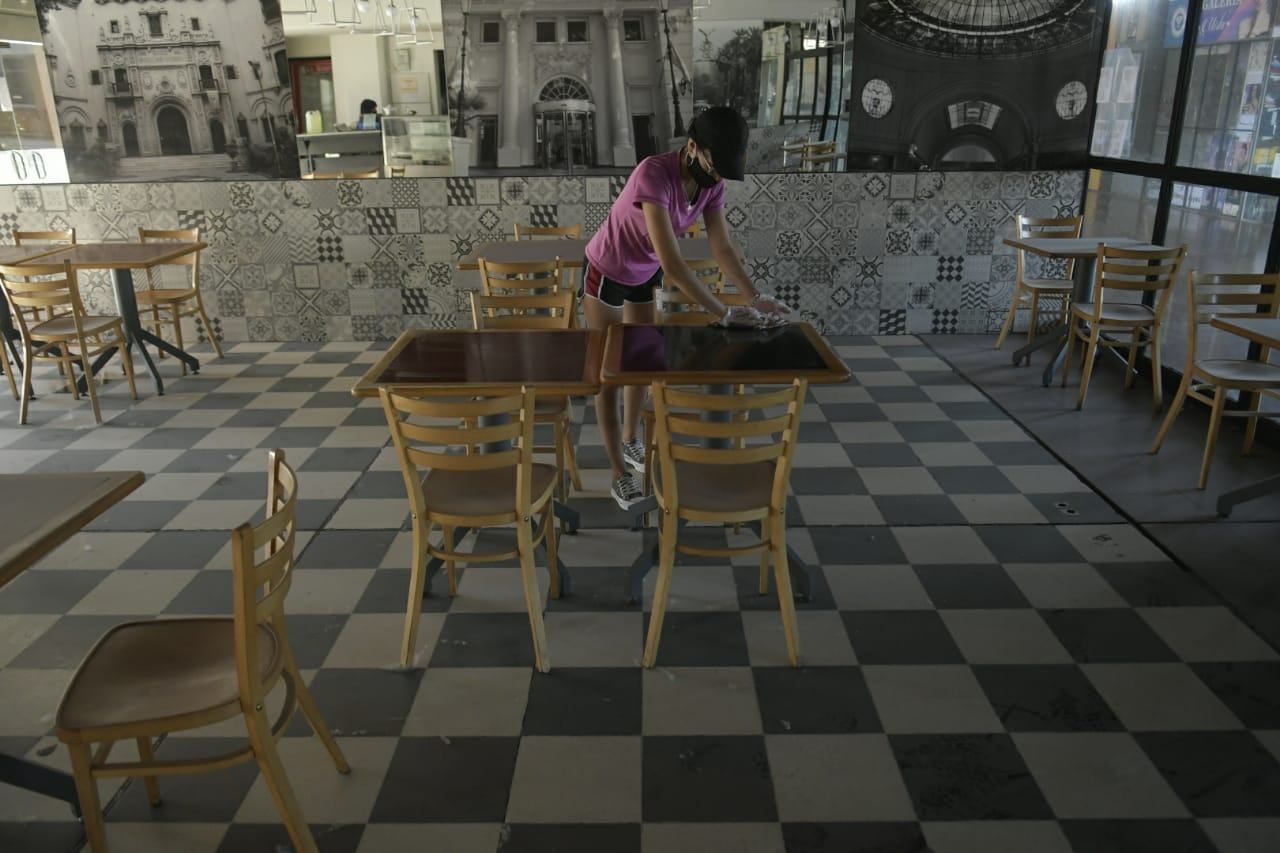 Comercios pueden atender, pero respetando los protocolos vigentes -