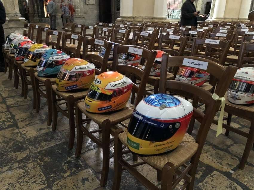 
Despiden los restos de Anthoine Hubert | En la catedral Notre-Dame de la ciudad francesa de Chartres, este martes, despedirán los restos de Anthoine Hubert.
   