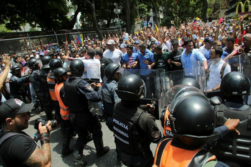Venezuela: manifestaciones y represión tras un apagón histórico