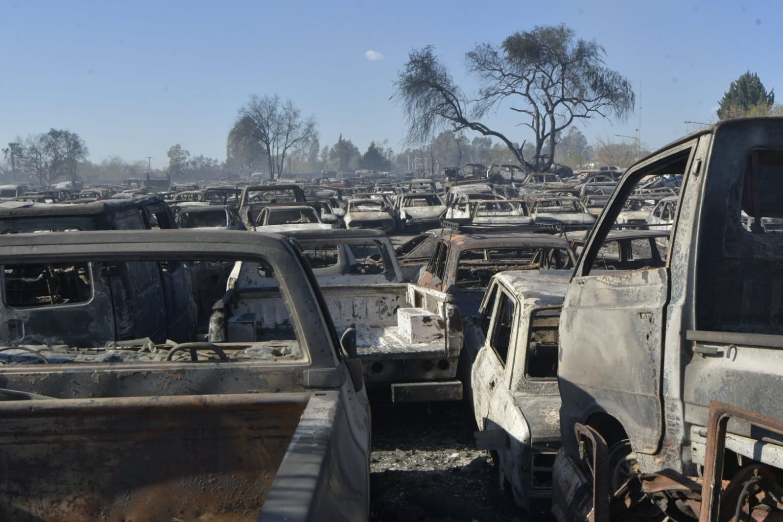 Incendio en San Agustín: si se confirma que fue intencional, los autores podrían recibir hasta 15 años de prisión. Foto: Orlando Pelichotti / Los Andes.