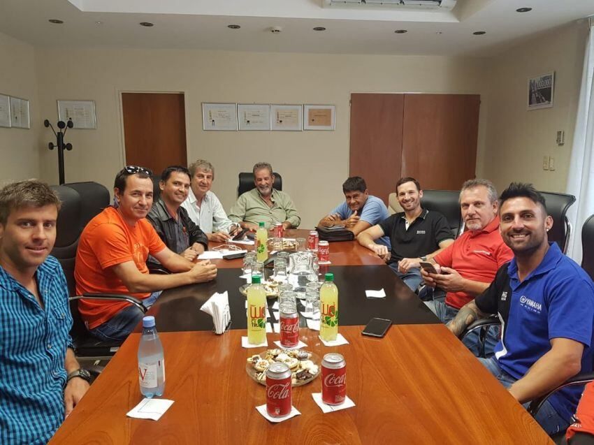  superbike argentino | Tras una reunión que se llevó a cabo este lunes, se llegó a un acuerdo para que Carburando transmita las fechas del 2019 del Superbike.    